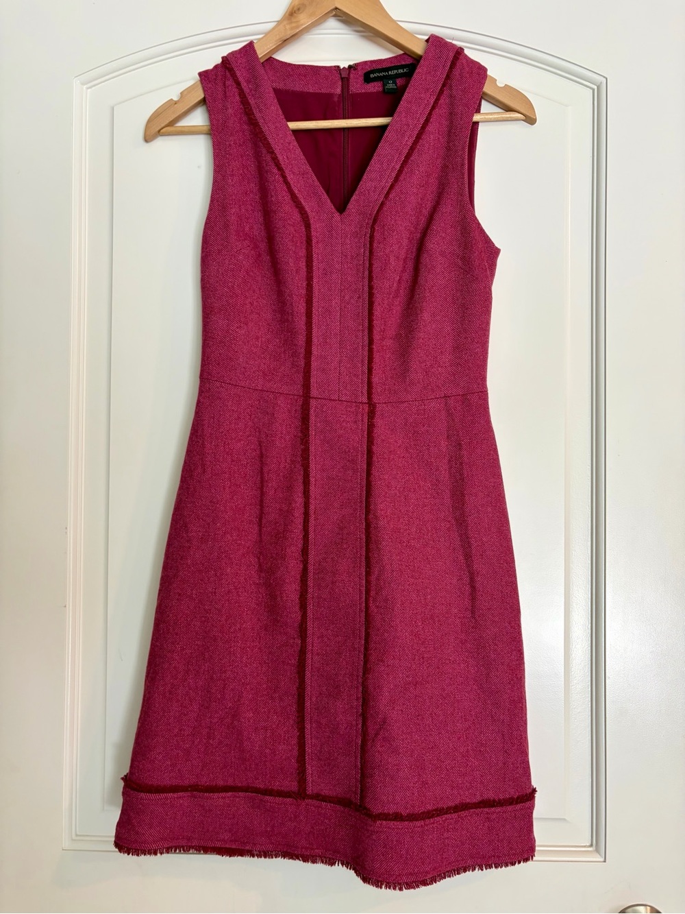 Banana Republic Pink V-Neck Herringbone Sheath Dress Wool Blend Size 0